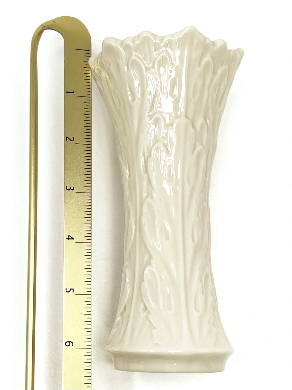Vintage Lenox Woodland Collection Vase 6” Ivory Porcelain Embossed Leaf EUC